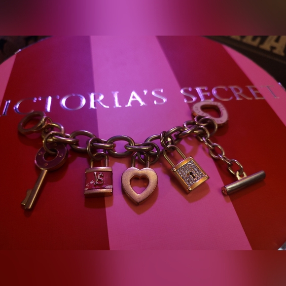 Victoria's Secret Other - Victoria Secret charm bracelet